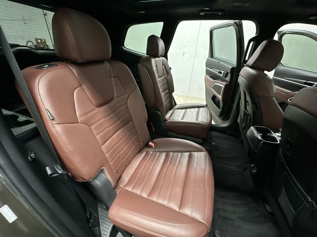 Thumbnail: 2023 Kia Telluride - 31