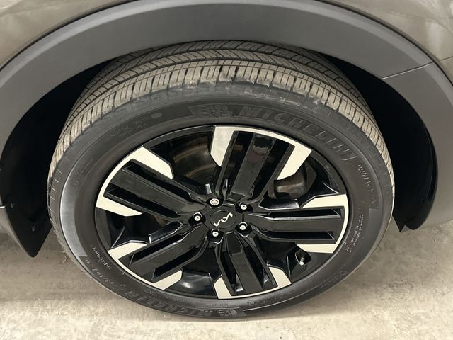Thumbnail: 2023 Kia Telluride - 7
