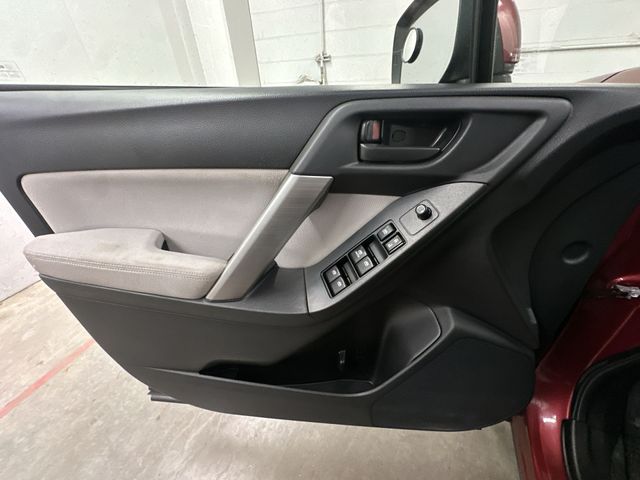 Thumbnail: 2015 Subaru Forester - 24