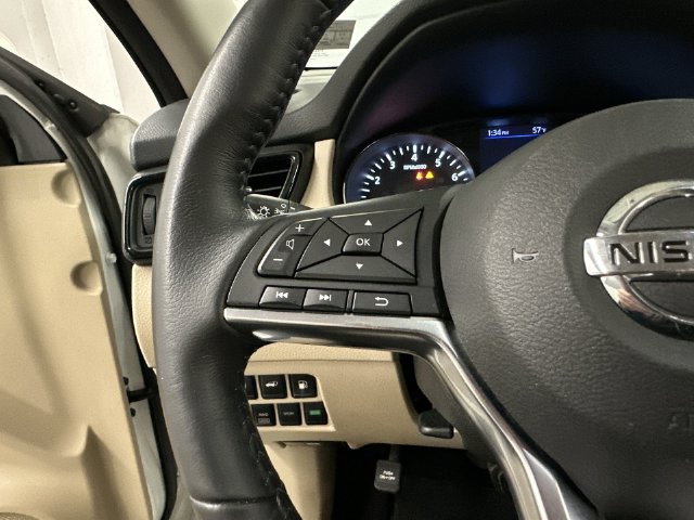 Thumbnail: 2020 Nissan Rogue - 18