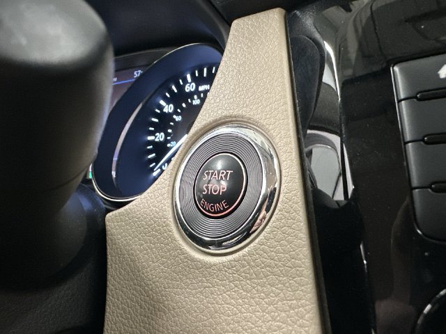 Thumbnail: 2020 Nissan Rogue - 20