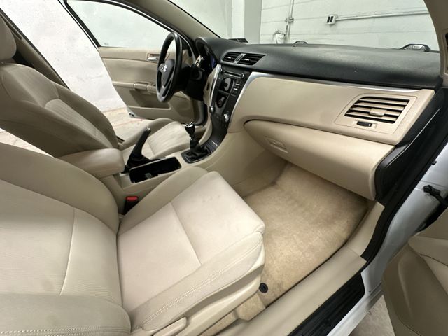 Thumbnail: 2012 Suzuki Kizashi - 12