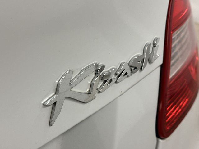 Thumbnail: 2012 Suzuki Kizashi - 25