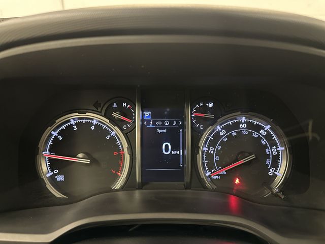 Thumbnail: 2020 Toyota 4Runner - 17