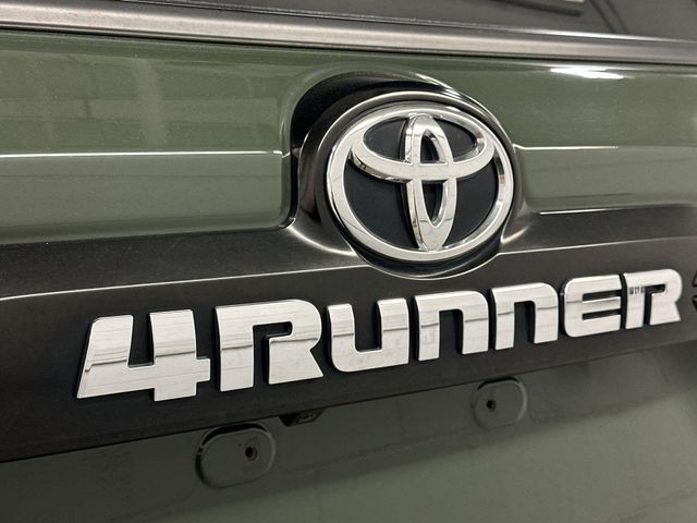 Thumbnail: 2020 Toyota 4Runner - 29