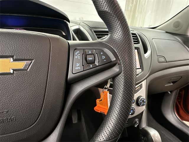 Thumbnail: 2016 Chevrolet Trax - 19