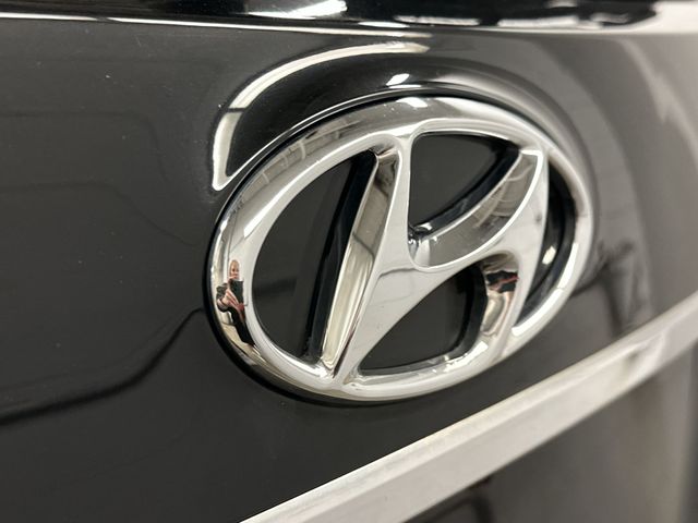 Thumbnail: 2016 Hyundai Santa Fe - 7