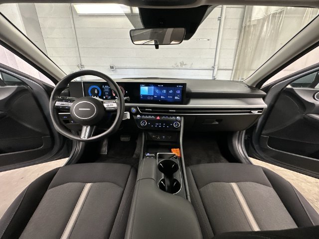 Thumbnail: 2025 Hyundai Sonata - 9