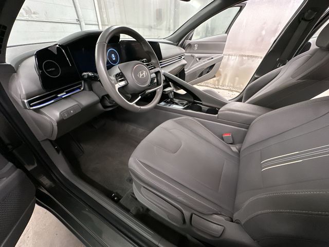 Thumbnail: 2025 Hyundai Elantra - 9