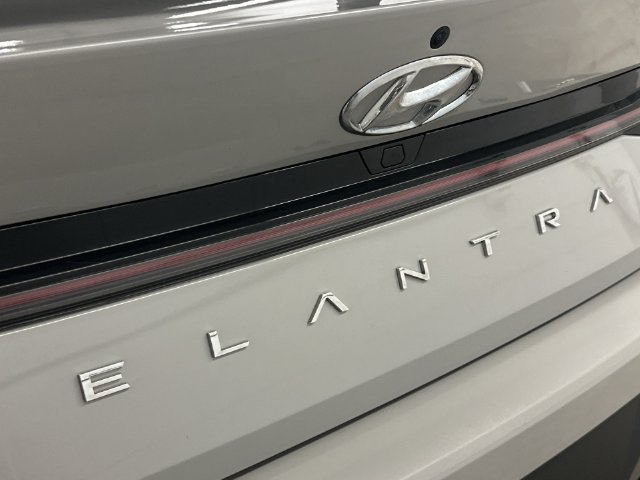 Thumbnail: 2023 Hyundai Elantra - 6