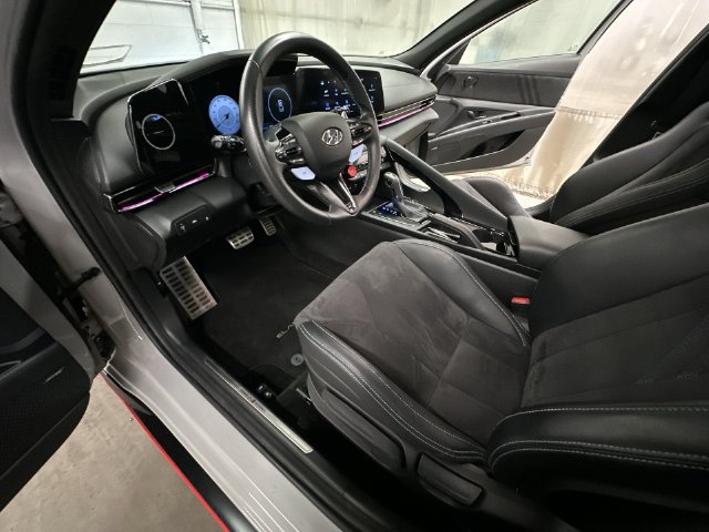 Thumbnail: 2023 Hyundai Elantra - 13