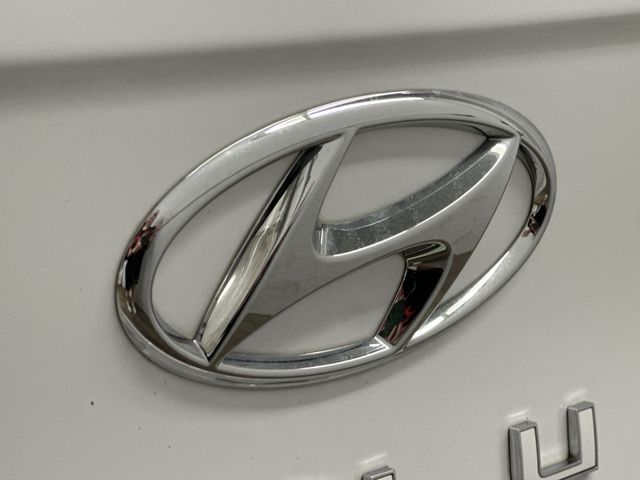 Thumbnail: 2023 Hyundai Venue - 19