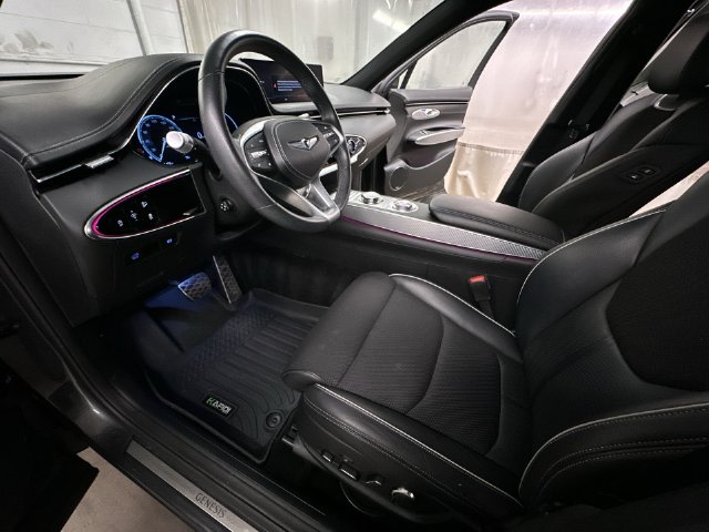 Thumbnail: 2023 Genesis GV70 - 10