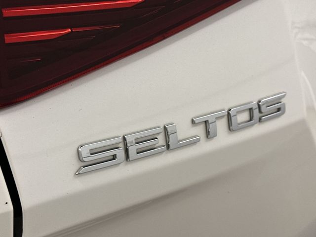 Thumbnail: 2021 Kia Seltos - 6