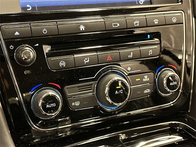 Thumbnail: 2017 Jaguar XJ - 21