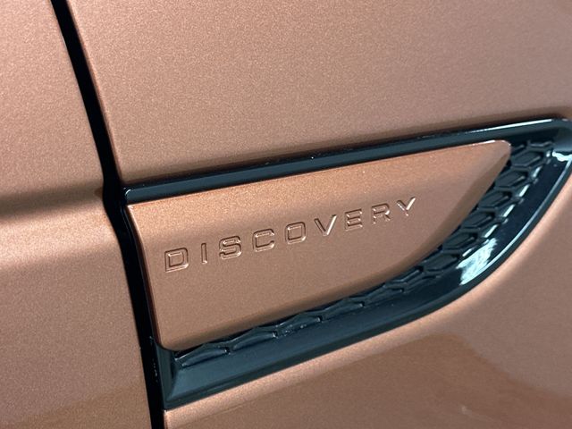 Thumbnail: 2021 Land Rover Discovery Sport - 22