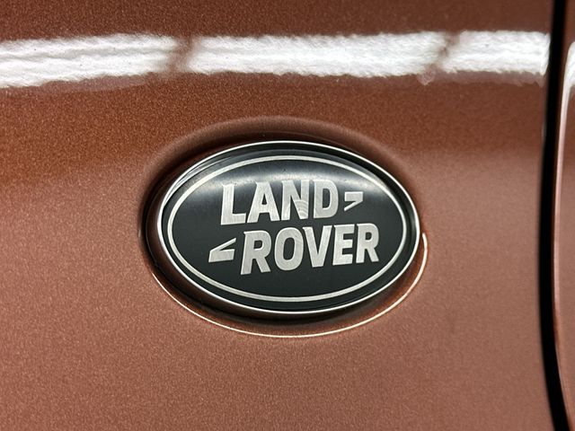 Thumbnail: 2021 Land Rover Discovery Sport - 6