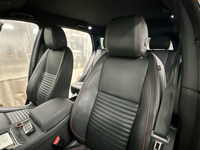 Thumbnail: 2021 Land Rover Discovery Sport - 8
