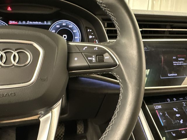 Thumbnail: 2025 Audi Q7 - 16