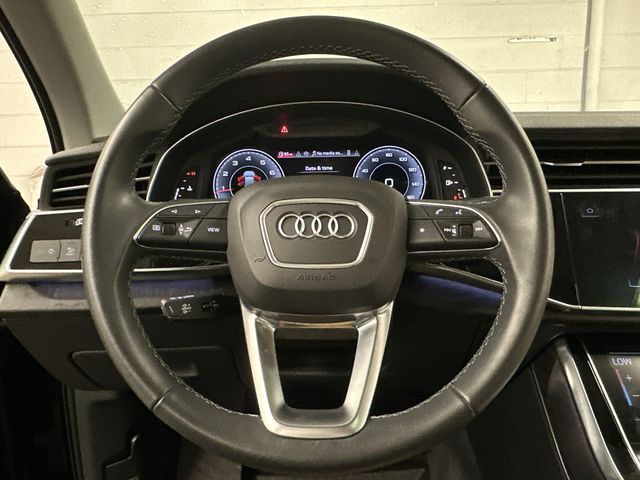 Thumbnail: 2025 Audi Q7 - 2