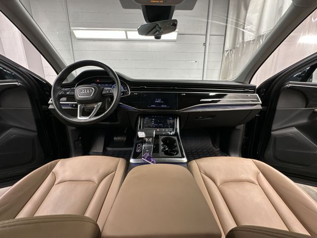 Thumbnail: 2025 Audi Q7 - 10