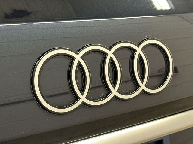 Thumbnail: 2025 Audi Q7 - 7