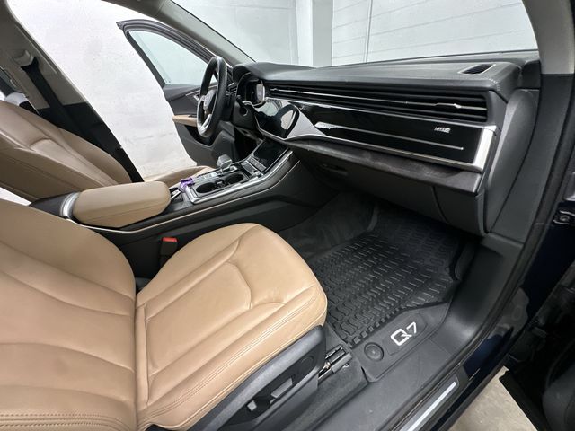 Thumbnail: 2025 Audi Q7 - 28