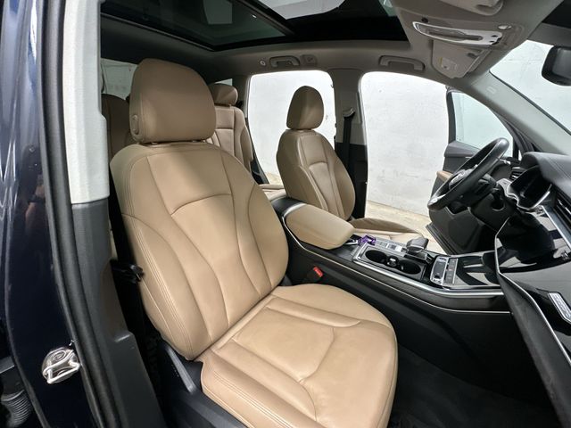 Thumbnail: 2025 Audi Q7 - 29