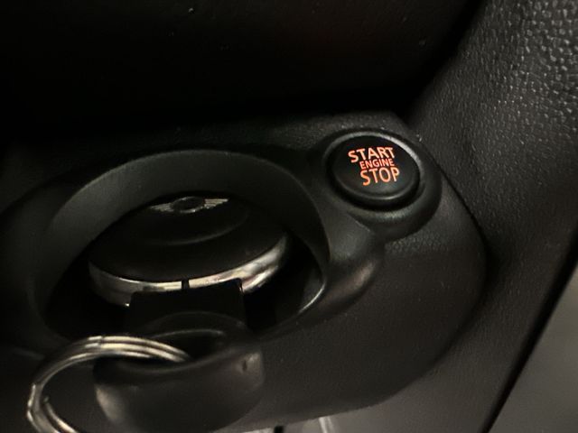 Thumbnail: 2015 MINI Cooper Paceman - 20