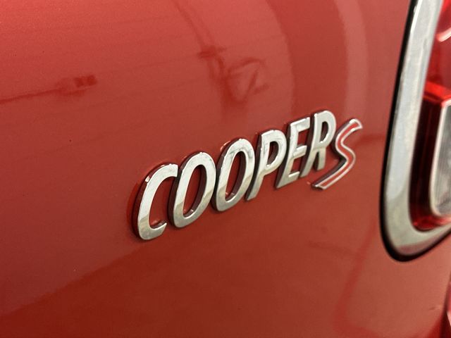 Thumbnail: 2015 MINI Cooper Paceman - 28