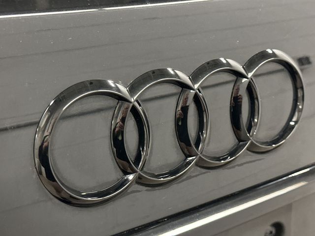 Thumbnail: 2024 Audi RS 6 - 6
