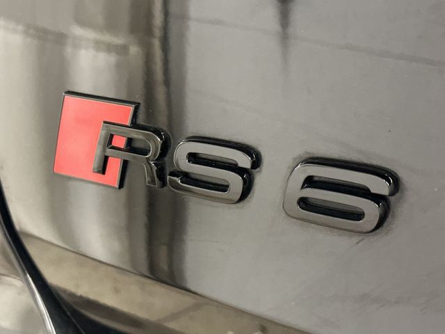 Thumbnail: 2024 Audi RS 6 - 23