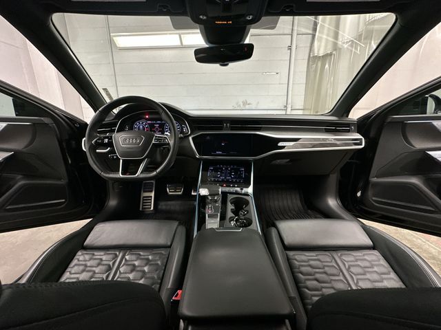 Thumbnail: 2024 Audi RS 6 - 9