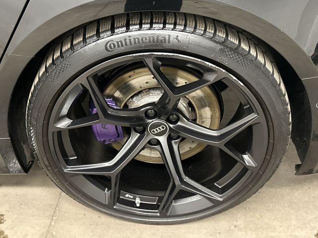 Thumbnail: 2024 Audi RS 6 - 38