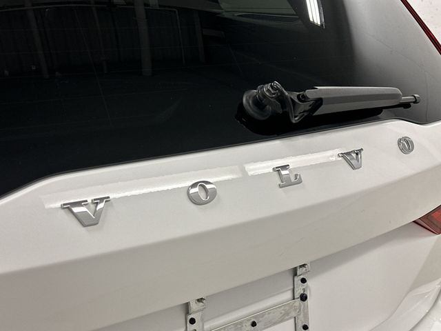 Thumbnail: 2025 Volvo V60 - 30