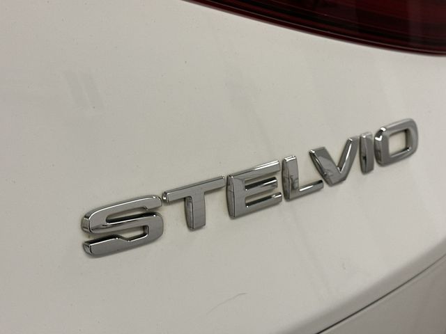 Thumbnail: 2018 Alfa Romeo Stelvio - 31