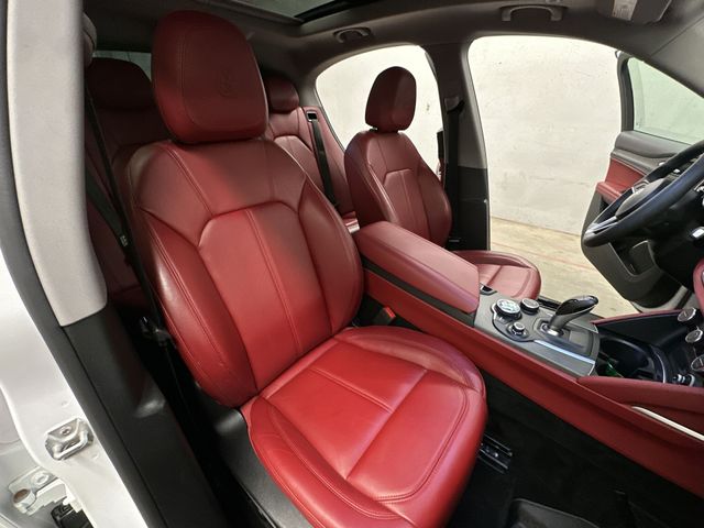 Thumbnail: 2018 Alfa Romeo Stelvio - 27