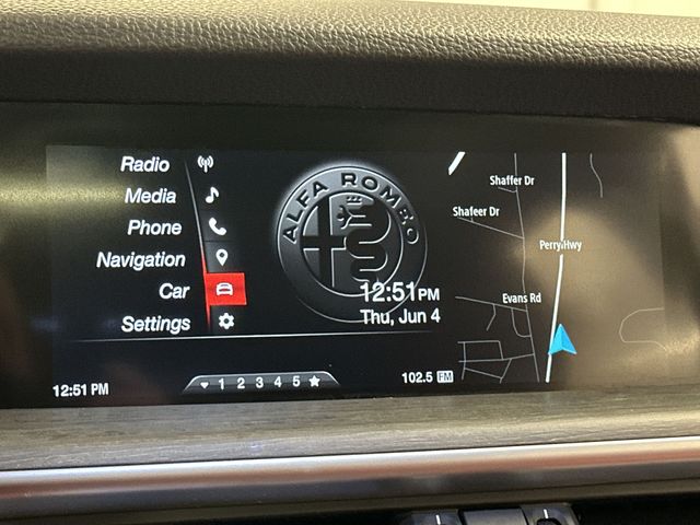 Thumbnail: 2018 Alfa Romeo Stelvio - 23