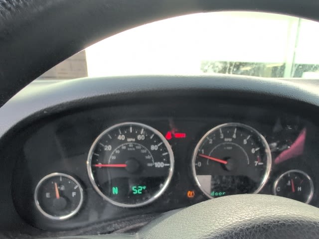 Thumbnail: 2017 Jeep Wrangler - 9