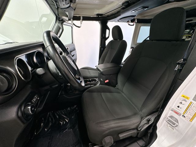 Thumbnail: 2018 Jeep Wrangler - 12