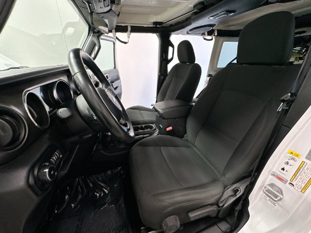 Thumbnail: 2018 Jeep Wrangler - 11