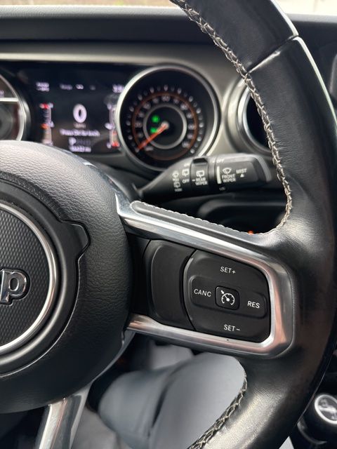 Thumbnail: 2022 Jeep Wrangler - 18