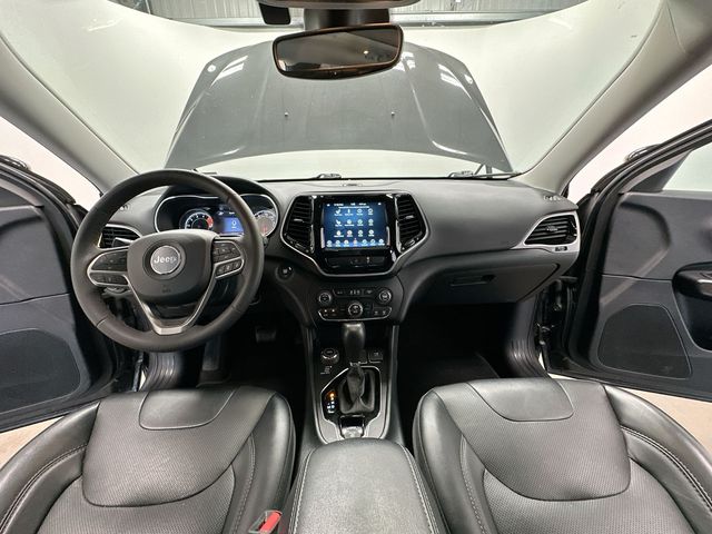Thumbnail: 2022 Jeep Cherokee - 14