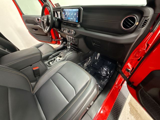 Thumbnail: 2026 Jeep Wrangler - 14