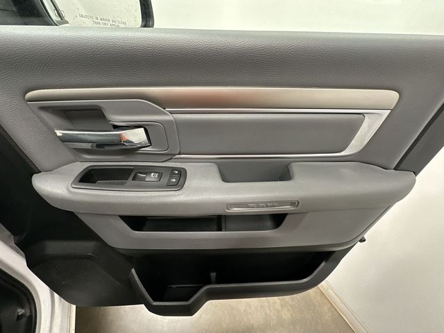 Thumbnail: 2019 RAM 1500 - 25
