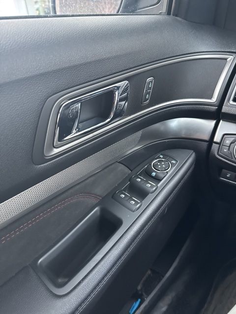 Thumbnail: 2019 Ford Explorer - 19