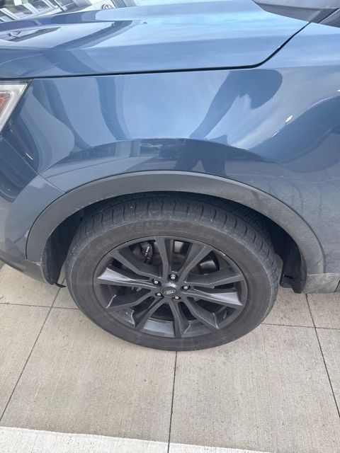 Thumbnail: 2019 Ford Explorer - 13