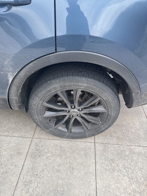 Thumbnail: 2019 Ford Explorer - 12