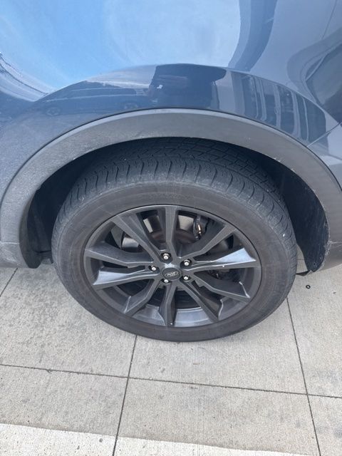 Thumbnail: 2019 Ford Explorer - 5