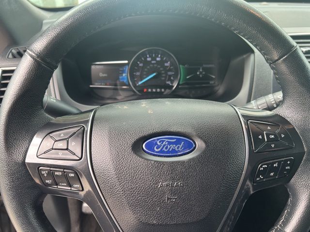 Thumbnail: 2018 Ford Explorer - 20